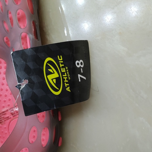 💞 Athletic Works Women's Beachwear Shoes - Picture 5 of 5